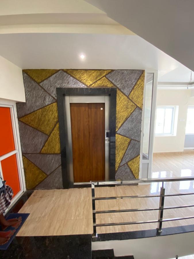 Le Shiv Executive Suite Тхені Екстер'єр фото